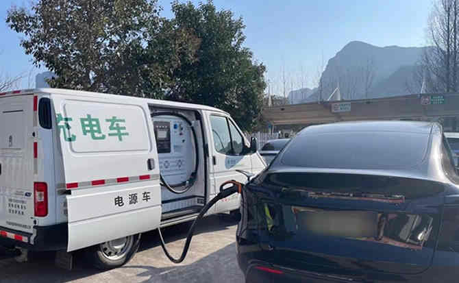 资阳区汽车搭电