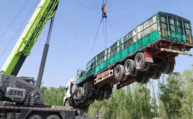 资阳区道路脱困救援案例